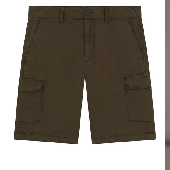 Lyle and Scott CASUALS Cargo Shorts Trek Green - Picture 2 of 11